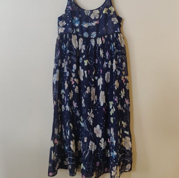 🌠2/$35🌠 Korean Style Dark Blue Maxi Floral Dress - Picture 2 of 11